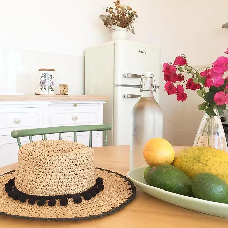 Mont Astral بيت ضيافة 3*